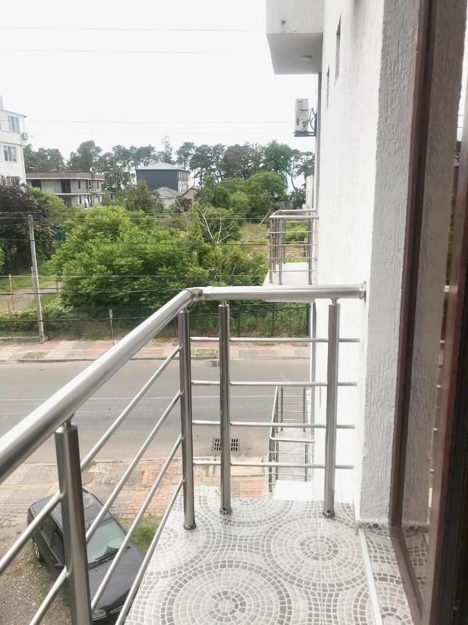 Tiktok House Hotel Kobuleti Luaran gambar